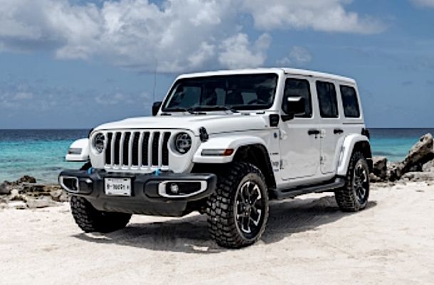 Alquila un coche Jeep Wrangler con kilometraje ilimitado por 1, 2 o 3 días